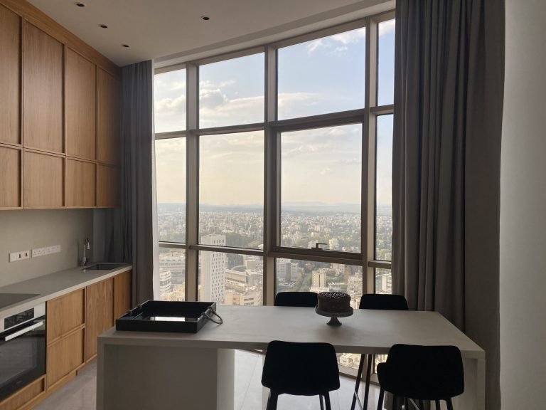 360nicosia-dinningroom