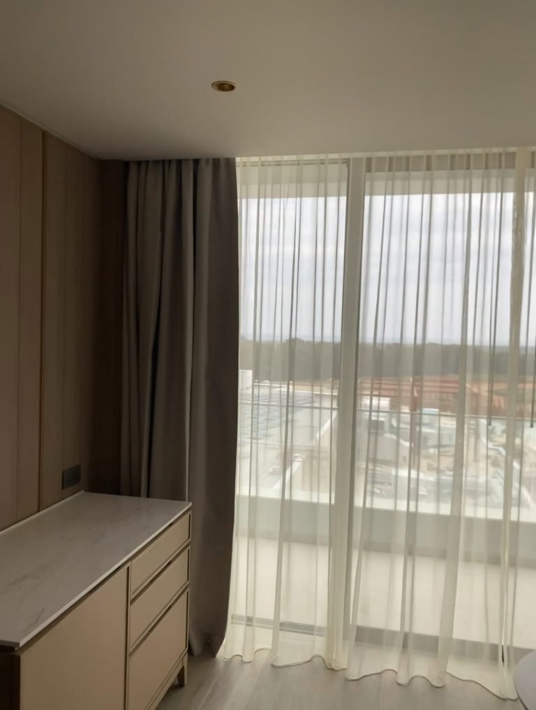 city-of-dreams-curtains